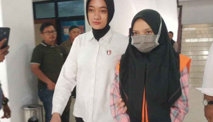 Bobol Dana Nasabah Rp 7,1 Miliar untuk Judi Online, Eks Karyawati Bank Jambi Dibekuk Polisi, Sisa Saldo Rp 80 Ribu