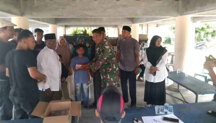 Jelang Lebaran Idul Adha, Gampong Paya Beunyot Salurkan BLT-DD dan Santunan Anak Yatim Piatu