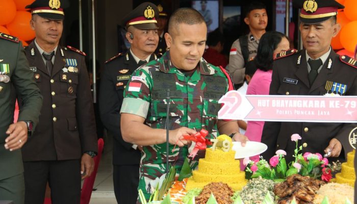 HUT Bhayangkara ke-79 di Puncak Jaya: Bukti Sinergi Kuat TNI–Polri di Zona Rawan