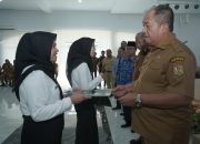 Bupati Asahan Taufik Zainal Abidin Siregar Serahkan 148 SK CPNS