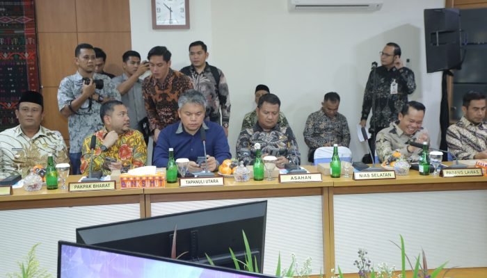 Wabup Asahan Ikut Rapat RUPS Luar Biasa PT. Bank Sumut