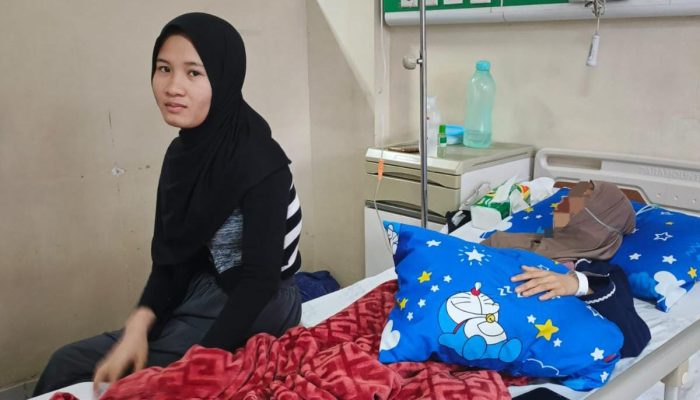 Demi Kakak, Nurhelmi Rela Tunda Kuliah Dampingi di Rumah Singgah BFLF