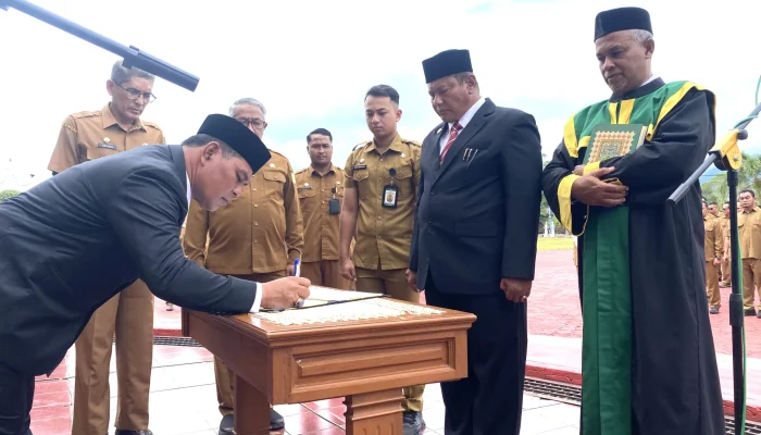 Muharram Idris Lantik Bahrul Jamil Jadi Sekda Aceh Besar