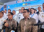 Mendagri Tito Karnavian Ingatkan Kepada Daerah Jangan Cari Pendapatan dengan Membebani Masyarakat