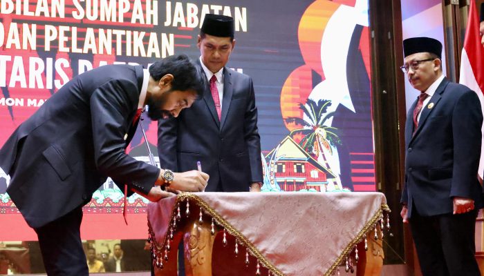 Gubernur Muzakir Manaf Lantik M Nasir Sebagai Sekda Aceh