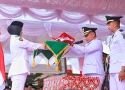 Wakil Bupati Pidie Alzaizi Bertindak Sebagai Inspektur Upacara