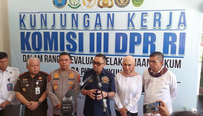 Sahroni Tegaskan: Polda Harus Tindak Tegas Siapapun yang Bekingi Narkoba di Tempat Hiburan
