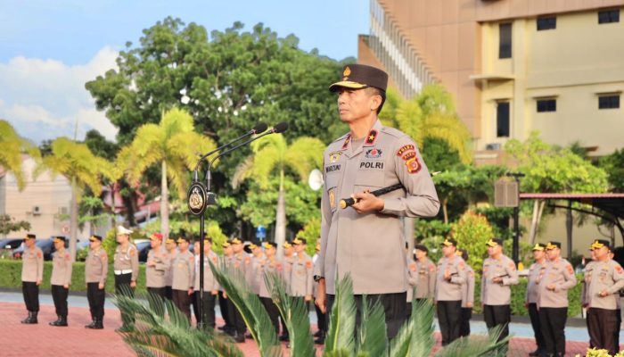 Brigjen Marzuki Ali Basyah Bakar Semangat Personel Dihari Perdana Apel