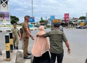 Satpol PP & WH Aceh Tertibkan Pengemis di Lampu Merah, Relawan Palestina Ikut Disetop