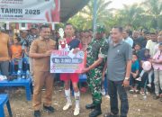 Final Dramatis! Geudumbak Bekuk Buket Linteung 1-0, Sabet Juara Bola Kaki se-Langkahan