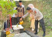 Kapolda Aceh Ziarah ke Makam Orang Tua dan Hadiri Undangan Masyarakat Tangse