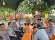 Suasana Haru, Kapolres Pidie Takziah ke Rumah Duka Almarhum Aiptu Mukhtar