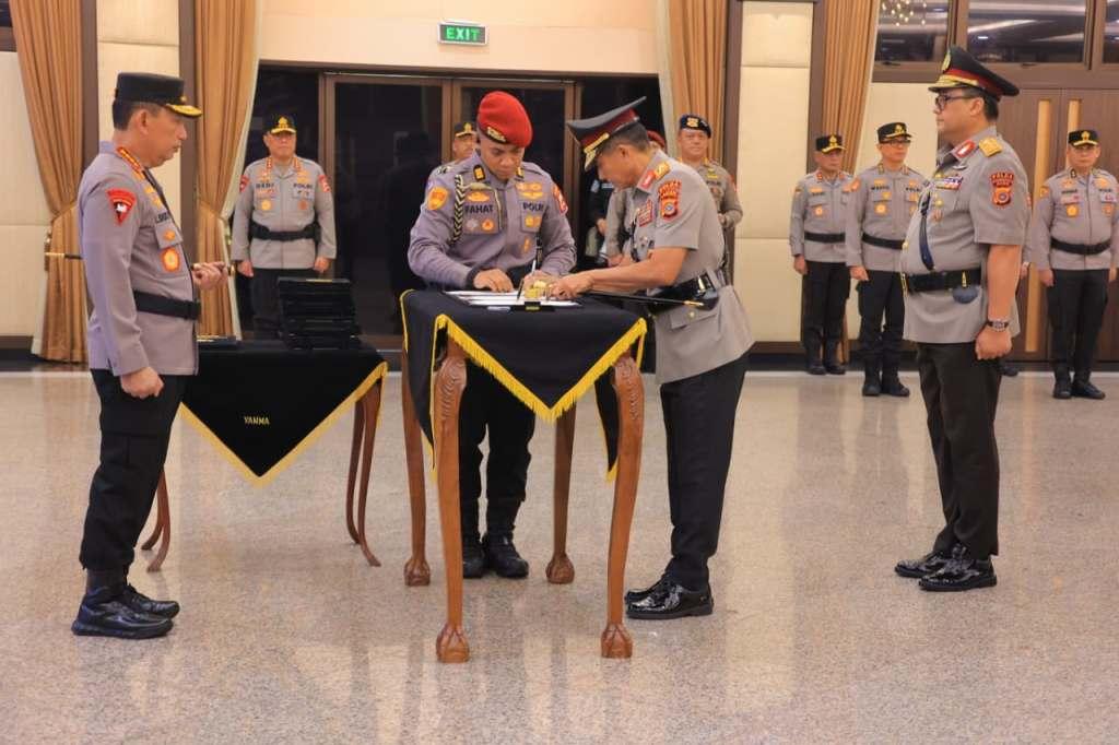 Brigjen Pol Marzuki Ali Basyah Dilantik sebagai Kapolda Aceh Gantikan Achmad Kartiko