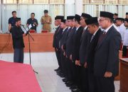Wakil Bupati Pidie Alzaizi Lantik Pengurus BWI Perwakilan Pidie