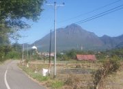 Meski Gunung Berapi Burni Telong Waspada, Namun Aktivitas Warga Tetap Berjalan Normal