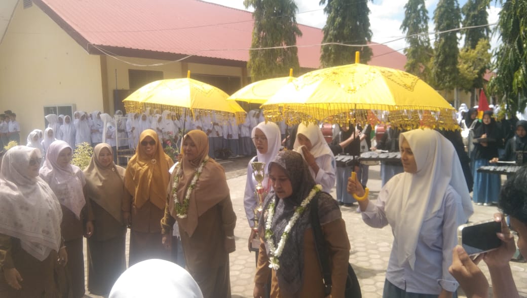 Penyambutan Siswi SMAN 1 Nisam lulusan Olimpiade Sains Nasional (OSN).