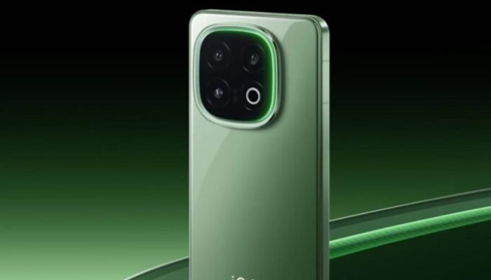 iQOO 15 Resmi Bawa Kamera Periskop 50MP, Makin Gahar