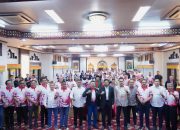 Mualem Lepas Kontingen Aceh Menuju PON Bela Diri