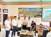 Bupati Pidie H. Sarjani Abdullah di Dampingi Kadis Pertanian H. Hasballah Resmi Buka Rapat Turun Sawah