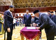 Lantik Kepala SKPA, Mualem Ingatkan Soal Stunting, Pengangguran Hingga Serapan Anggaran