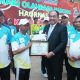 Taufik Berikan Penghargaan Insan Olahraga Berprestasi PON Aceh-Sumut 2024