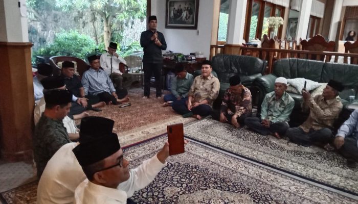 Tokoh Aceh Rayeuk Padati Takziah Tezar Azwar