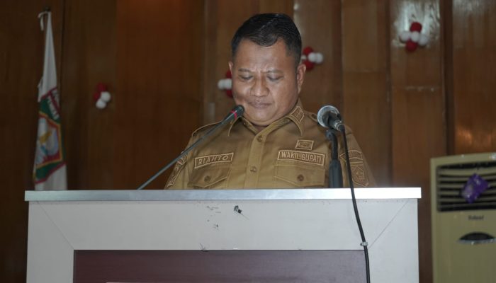 Rianto Sampaikan Penjelasan Pemerintah Atas Pandangan Fraksi di DPRD Asahan