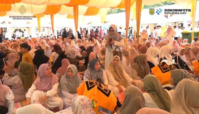 Ribuan Warga Meriahkan Maulid Raya, Walikota : Bentuk Kecintaan kepada Rasulullah