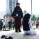 7 Pelaku Pesta Miras dan Seks di Aceh Besar Dicambuk