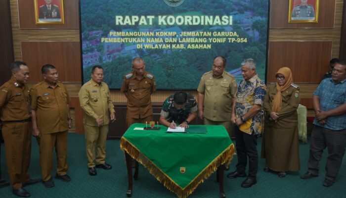 Bupati Dukung Pembentukan Yonif TP-954 dan Pembangunan KDKMP