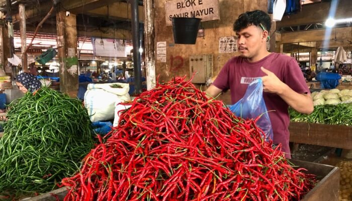Jelang Ramadan, Harga Cabai dan Tomat Mulai Naik