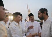 Gubernur Aceh Ajak Masyarakat Perkuat Ukhuwah Saat Buka Puasa Bersama di Masjid Raya