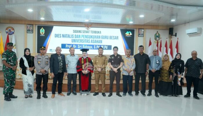 UNA Resmikan Guru Besar Pada Peringatan Dies Natalis ke-40