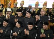 Balutan Linto Baro dan Kupiah Meukeutop Warnai Sidang Paripurna HUT Banda Aceh
