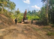 Satgas TMMD Kodim 0117/Aceh Tamiang, Trobos Hutan Menjadi Jalan Yang Bisa Dilalui