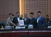 Sampaikan LKPJ 2025, Mualem Dorong Pembangunan Berkelanjutan