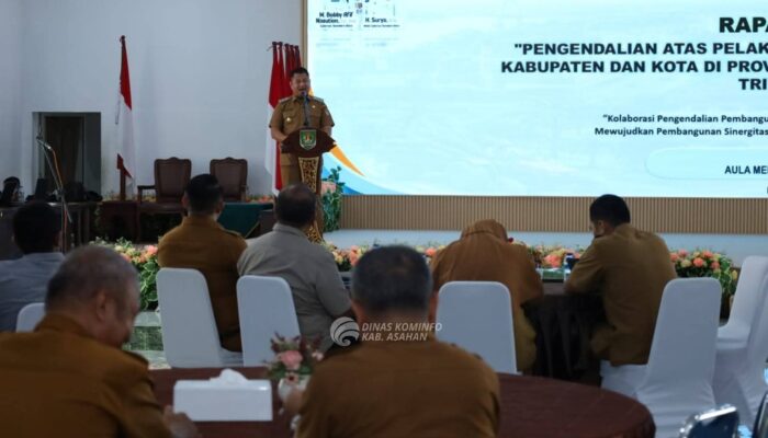 Wabub Buka Rakor Pengendalian Pembangunan Kabupaten/Kota Se Sumut TA 2026
