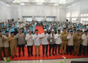 Mualem Lepas Kloter Perdana Calon Jemaah Haji Aceh, Ingatkan Bersihkan Hati dan Jaga Kesehatan