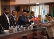 ‎Gubernur Aceh Hadiri Paripurna DPRA Penyampaian Rekomendasi LKPJ 2025 ‎