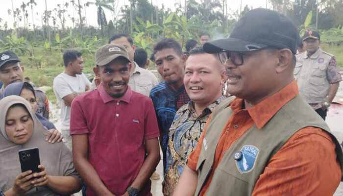 Tinjau Lokasi Bencana di Langkahan, Safrizal Pastikan Huntara Rusak Segera Ditangani