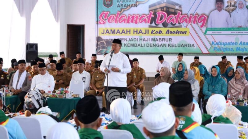 Bupati Menyambut Kembalinya Jamaah Haji Kabupaten Asahan