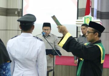 Lantik 20 Pejabat, Zulkifli Minta ASN Profesional