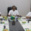 Sekda Pidie Didampingi Kadispora Pidie Teuku Iqbal S.STP., M.Si Pimpin Rapat Persiapan Uroe Lahe Pidie Ke-515