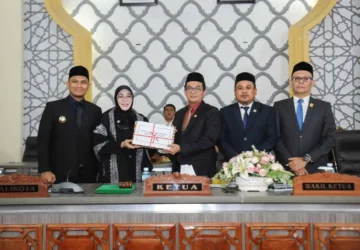 Wali Kota Serahkan LKPJ 2025 ke DPRK, Irwansyah: Segera Kami Bahas