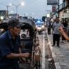 Asyik Live Media Sosial, Konten Kreator di Asahan Mendadak Ditikam Abang Becak