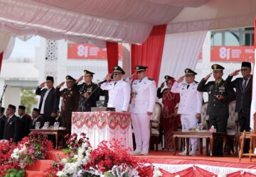 ‎Upacara HUT ke-81 RI. Bupati Pidie Jadi Inspektur Upacara Berlangsung Khidmat dan Penuh Semangat Kebangsaan