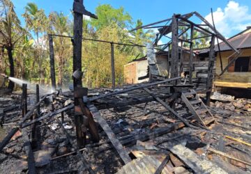 Rumah Kayu di Blang Bintang Ludes, BPBD Cegah Api Merembet ke Permukiman