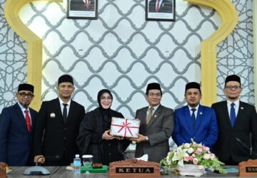 DPRK Terima Dokumen R-KUA-PPAS APBK Banda Aceh 2027 dari Eksekutif
