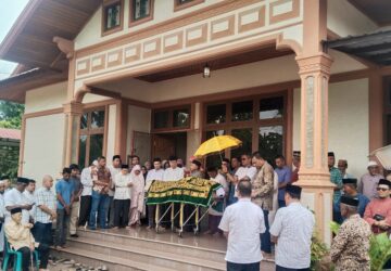 Mantan Rektor UIN Ar-Raniry Prof Warul Walidin Wafat
