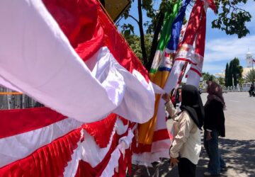 Semarak Merah Putih Belum Dongkrak Penjualan Bendera di Banda Aceh Tahun Ini